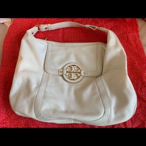 Tory Burch Amanda flat hobo